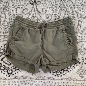 Divided Lyocell Army Green Casual Summer Shorts Size 6